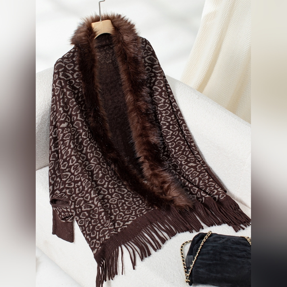 Plush Faux Fur Leopard Retro Fringe Boho Oversized Poncho Knit Cardigan Jacket - Picture 1 of 16